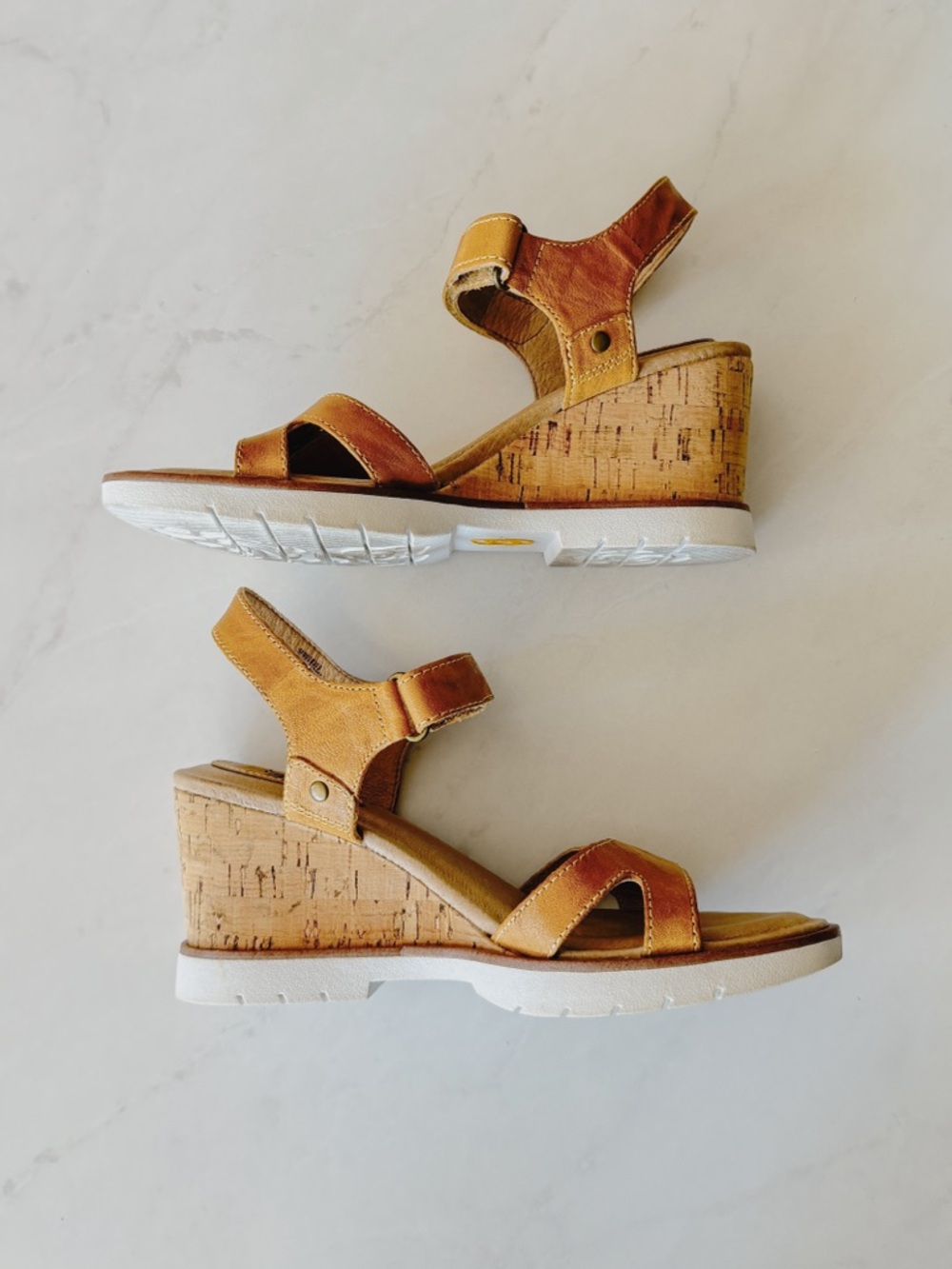 Sofft Leather Wedge Sandals Size 7 Tan Comfort Cork Heel - Picture 4 of 10